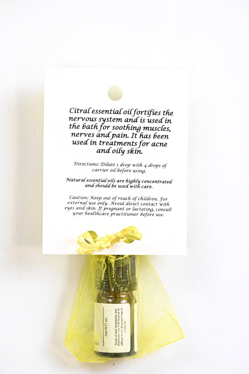 Citral-Essential-Oil-with-Beautiful-Diffuser-Flower